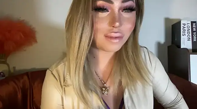 BigDominaMia online show from 02.08.25