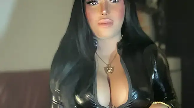 BigDominaMia online show from 02.24.25