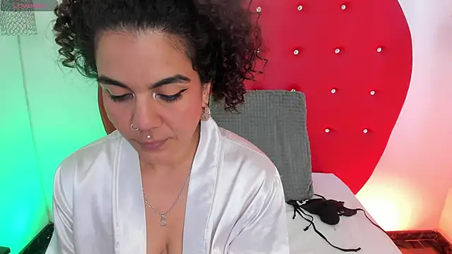 nicolette rock online show from 05.24.26