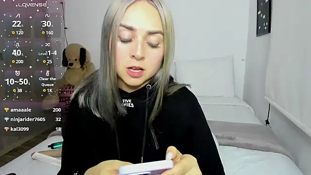 sophi mooreno online show from 12.02.24