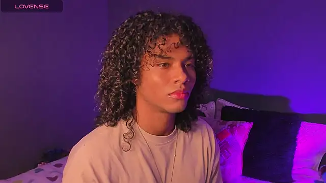 Snapshot of Lucas_eevans chatting on 02.21.25 Lucas eevans online show from 02.21.25