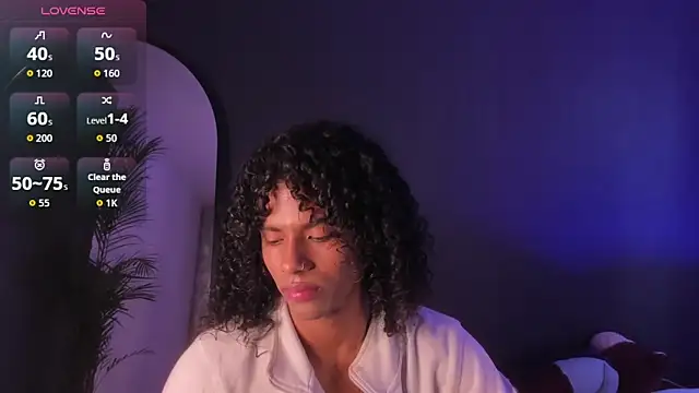 Snapshot of Lucas_eevans chatting on 10.24.25 Lucas eevans online show from 10.24.25