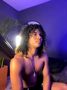 Snapshot of Lucas_eevans chatting on 11.20.25 Lucas eevans online show from 11.20.25