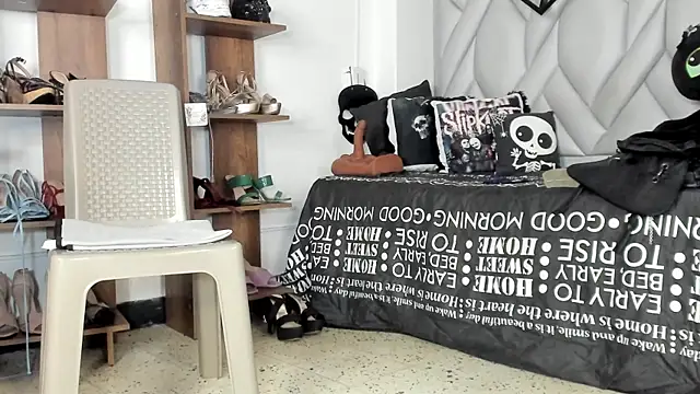 Snapshot of MirandaHaguen chatting on 06.13.26 MirandaHaguen online show from 06.13.26