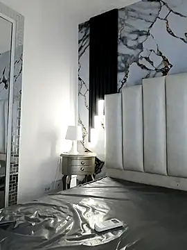 Snapshot of mollieblue69 chatting on 09.29.25 mollieblue69 online show from 09.29.25