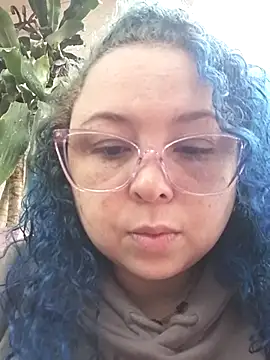 Snapshot of mollieblue69 chatting on 10.03.25 mollieblue69 online show from 10.03.25