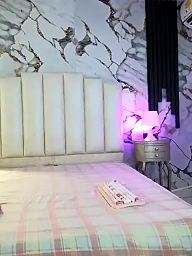 Snapshot of mollieblue69 chatting on 11.25.25 mollieblue69 online show from 11.25.25