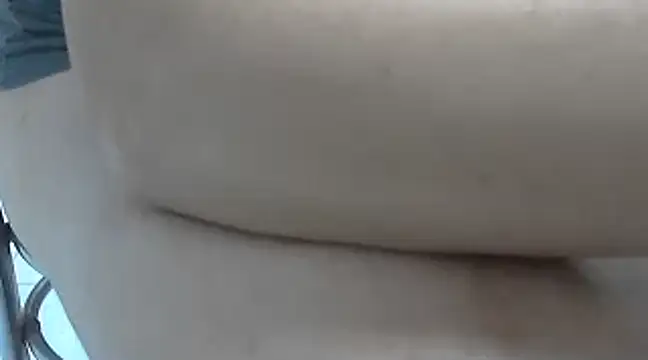 Snapshot of oliveira3tt chatting on 02.11.25 oliveira3tt online show from 02.11.25