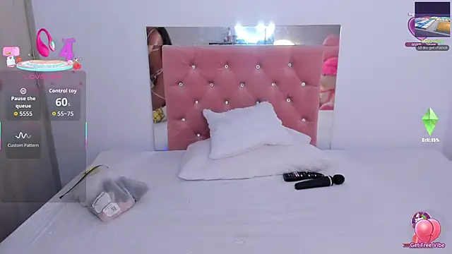 Anamhenao online show from 10.30.25