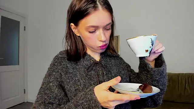 Kossie  online show from 11.06.25