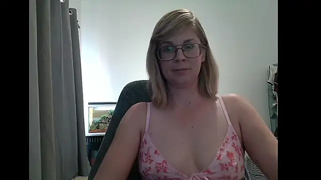 SavannaGirly online show from 03.02.25