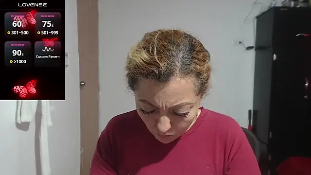 Snapshot of elizabeth_clint chatting on 02.21.25 elizabeth clint online show from 02.21.25