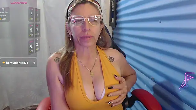 Chayla Ruiz online show from 05.15.26