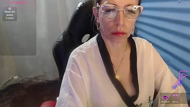 Chayla Ruiz online show from 06.11.26