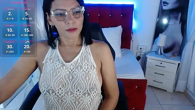 Snapshot of Wanda_Milf chatting on 09.11.25 Wanda Milf online show from 09.11.25