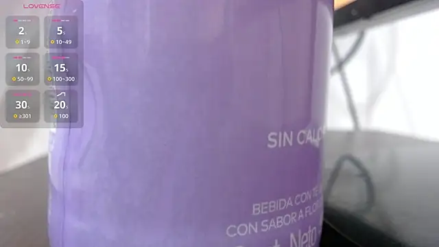 Snapshot of Wanda_Milf chatting on 09.17.25 Wanda Milf online show from 09.17.25