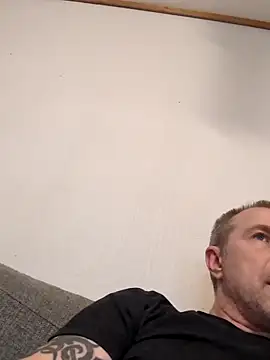 mustang69696 online show from 10.22.25