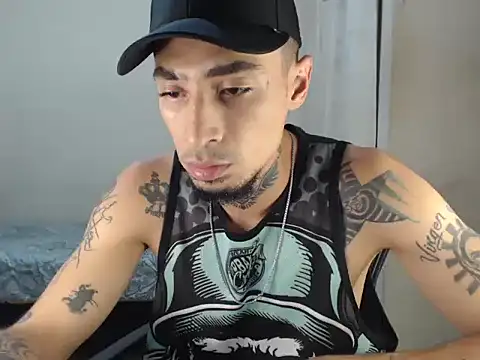 emiliano hottt online show from 12.15.24