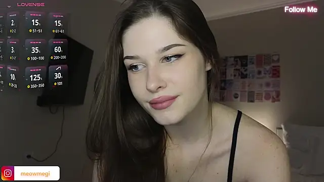 Snapshot of LisaSweetie chatting on 02.03.25 LisaSweetie online show from 02.03.25