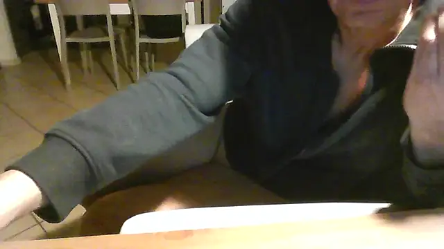 franz001970 online show from 01.21.25