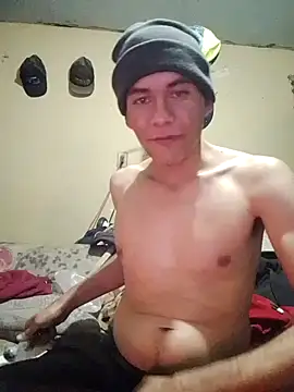 Snapshot of MarsWood chatting on 01.13.26 MarsWood online show from 01.13.26