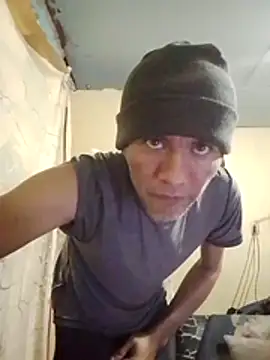 Snapshot of MarsWood chatting on 01.15.26 MarsWood online show from 01.15.26