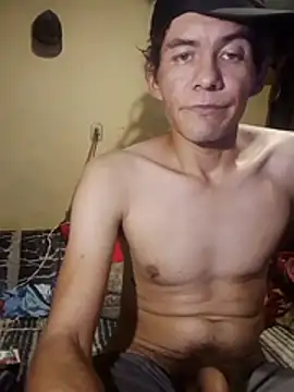 Snapshot of MarsWood chatting on 03.25.26 MarsWood online show from 03.25.26