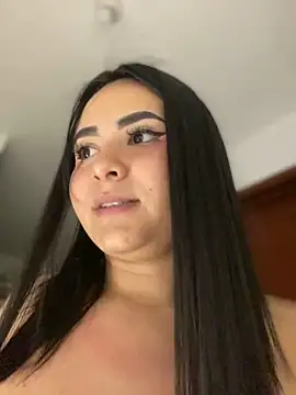 Snapshot of jailyncam_ chatting on 01.19.25 jailyncam online show from 01.19.25