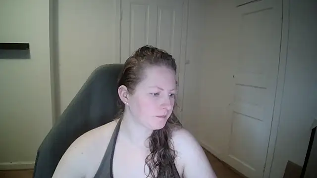 Girlnina-1995 online show from 02.11.25