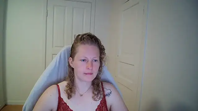 Girlnina-1995 online show from 05.21.26