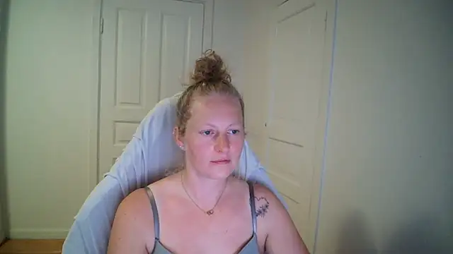 Girlnina-1995 online show from 07.14.26