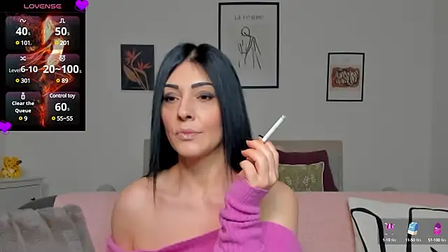 Snapshot of AryaSummersReal chatting on 02.22.25 AryaSummersReal online show from 02.22.25
