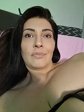 Snapshot of AryaSummersReal chatting on 06.29.26 AryaSummersReal online show from 06.29.26