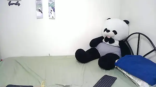 Snapshot of rihanna22 chatting on 01.17.25 rihanna22 online show from 01.17.25