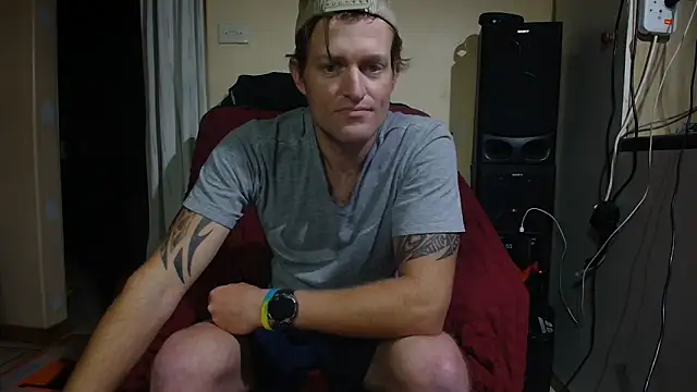 Snapshot of the-billy-blue chatting on 06.13.26 the-billy-blue online show from 06.13.26