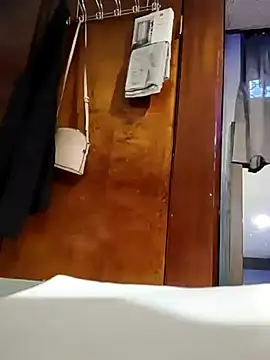 Snapshot of eatmeplease44 chatting on 01.18.25 eatmeplease44 online show from 01.18.25