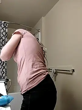 Snapshot of eatmeplease44 chatting on 02.15.25 eatmeplease44 online show from 02.15.25