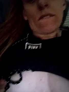 Snapshot of eatmeplease44 chatting on 10.11.25 eatmeplease44 online show from 10.11.25