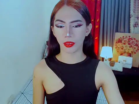 ELLIZABETHFORCUMXX online show from 10.24.25