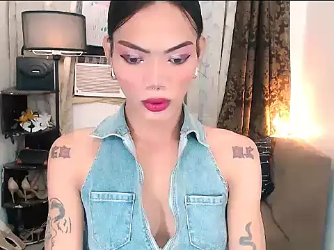 Snapshot of ELLIZABETHFORCUMXX chatting on 02.11.26 ELLIZABETHFORCUMXX online show from 02.11.26