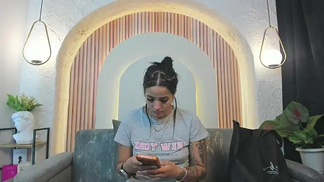 Tamara-evans online show from 02.16.26