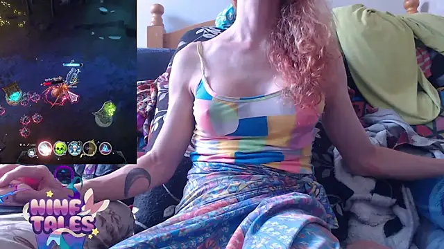 Snapshot of FutaChi chatting on 10.23.25 FutaChi online show from 10.23.25