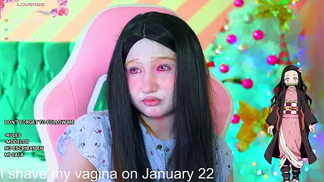Snapshot of Pinkie_Princes chatting on 12.23.24 Pinkie Princes online show from 12.23.24