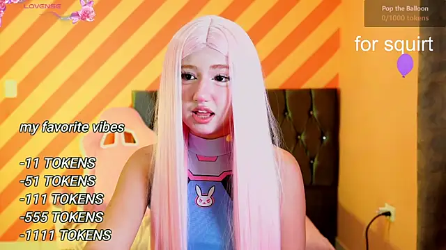 Snapshot of Pinkie_Princes chatting on 01.05.25 Pinkie Princes online show from 01.05.25