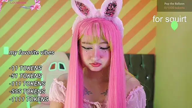 Snapshot of Pinkie_Princes chatting on 01.16.25 Pinkie Princes online show from 01.16.25