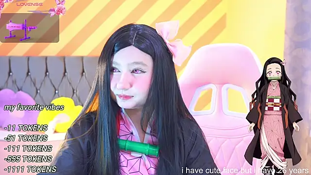 Snapshot of Pinkie_Princes chatting on 02.01.25 Pinkie Princes online show from 02.01.25