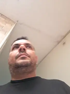 Snapshot of Ben_joseph1976 chatting on 02.20.25 Ben joseph1976 online show from 02.20.25