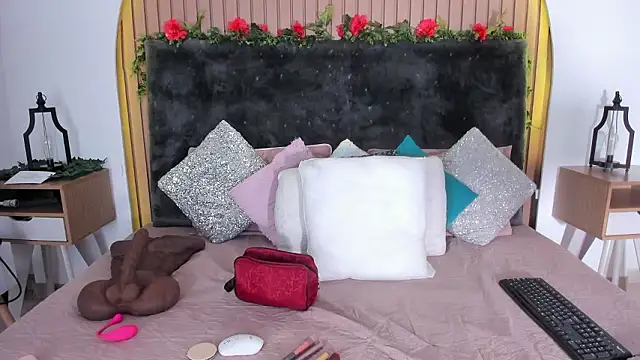 Karlagonzales  online show from 03.03.26