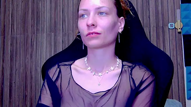 Snapshot of karo123421 chatting on 03.11.25 karo123421 online show from 03.11.25