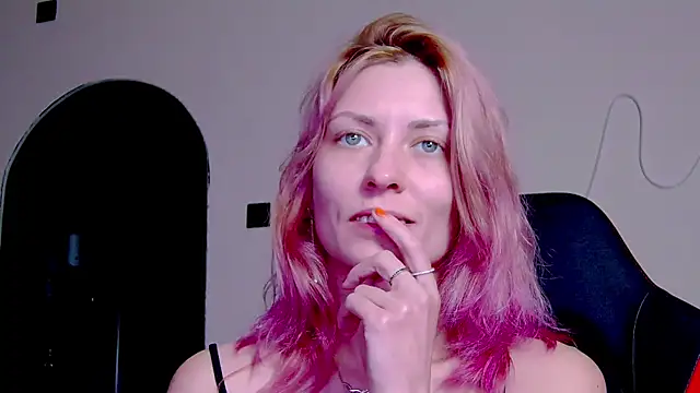 karo123421 online show from 11.20.25